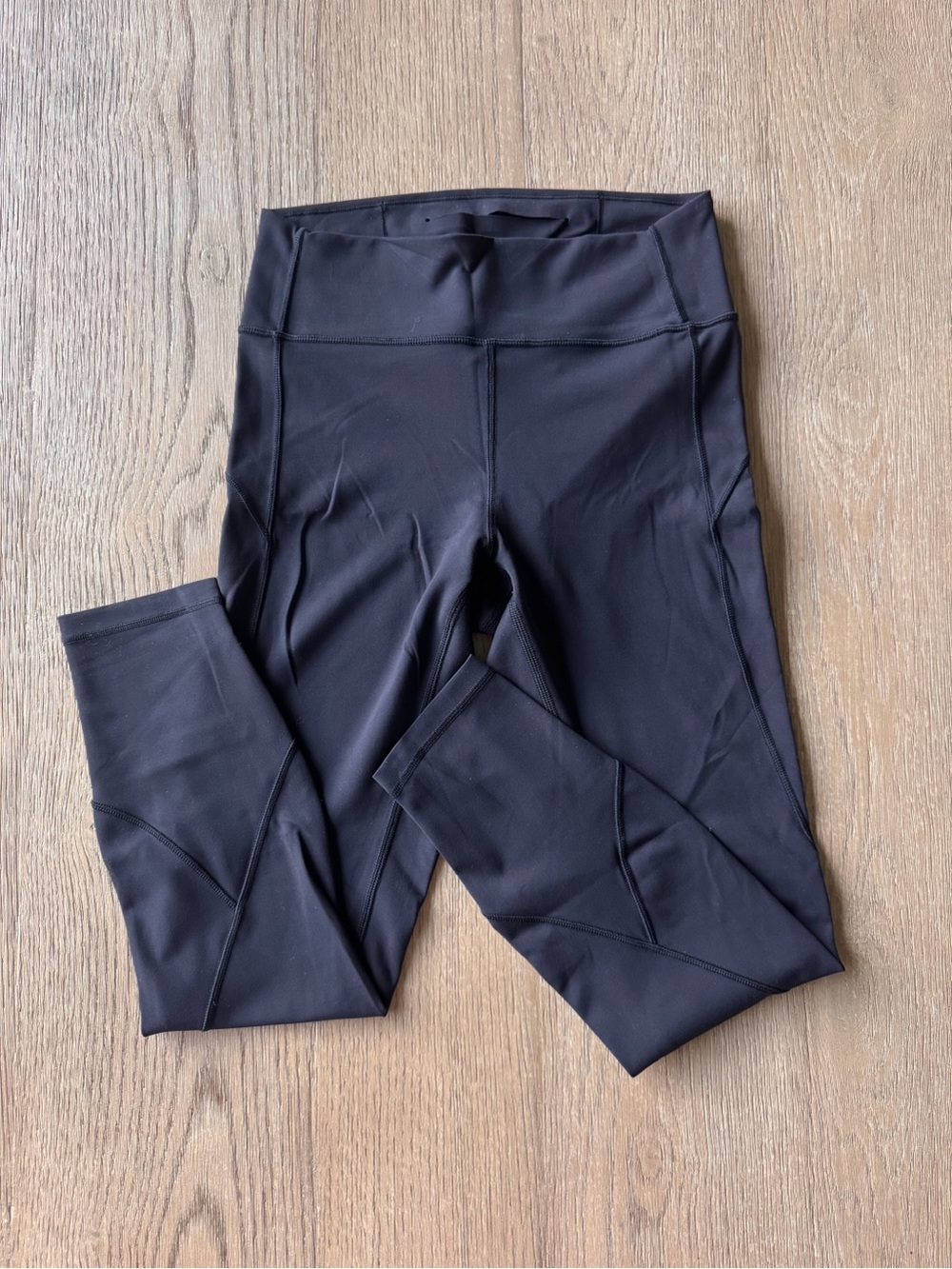 Lululemon Women’s In Movement 7/8 Tight Leggings 25” - Picture 5 of 10